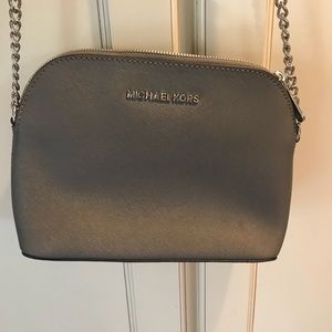 Michael Kors purse. No tags but never used
